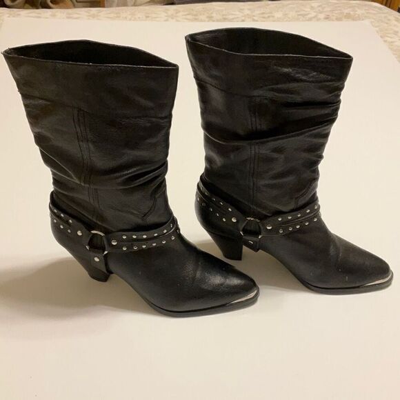 Dingo Emma Slouchy Western Boot, 7. Black withSilver Hardware. - Picture 9 of 16